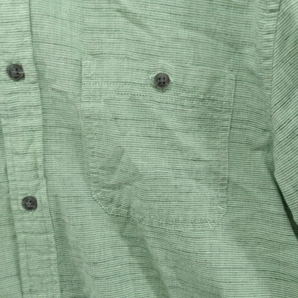 Urban Pipeline Shirt Mens Medium Green Awesomely Soft Ultimate Button‎ Up Casual - Picture 2 of 7